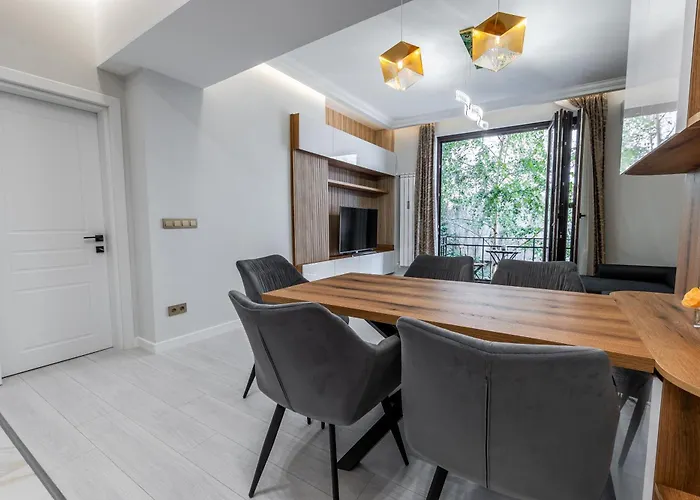 Vitoshka Luxury 2-Br Retreat