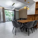 Vitoshka Luxury 2-Br Retreat