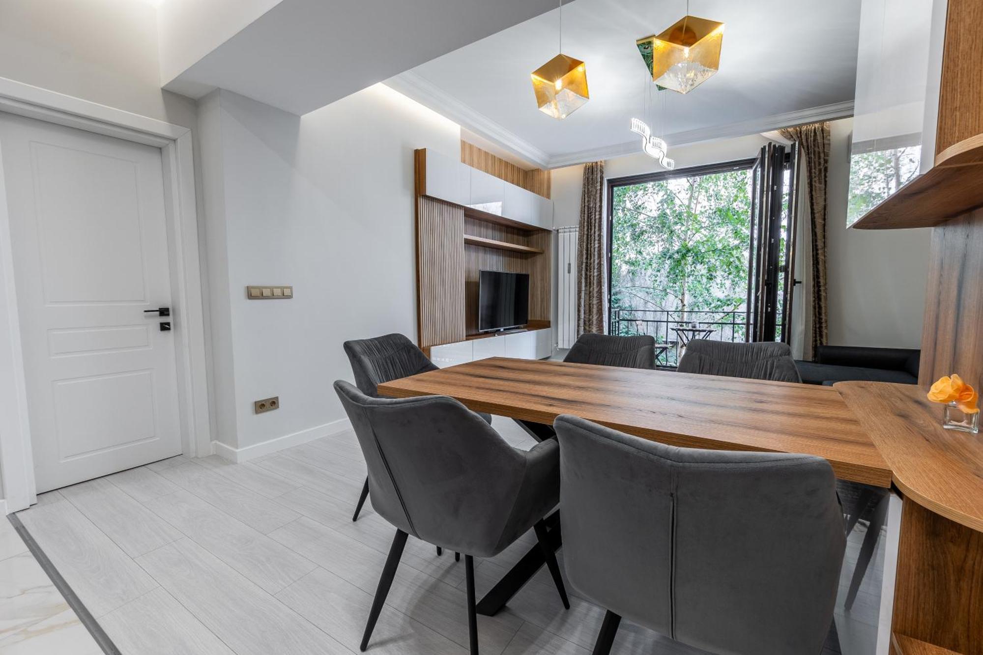 Vitoshka Luxury 2-br Retreat Apartament *